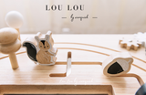  (A) Bàn Chơi Bận Rộn LouLou by Vinaquick 