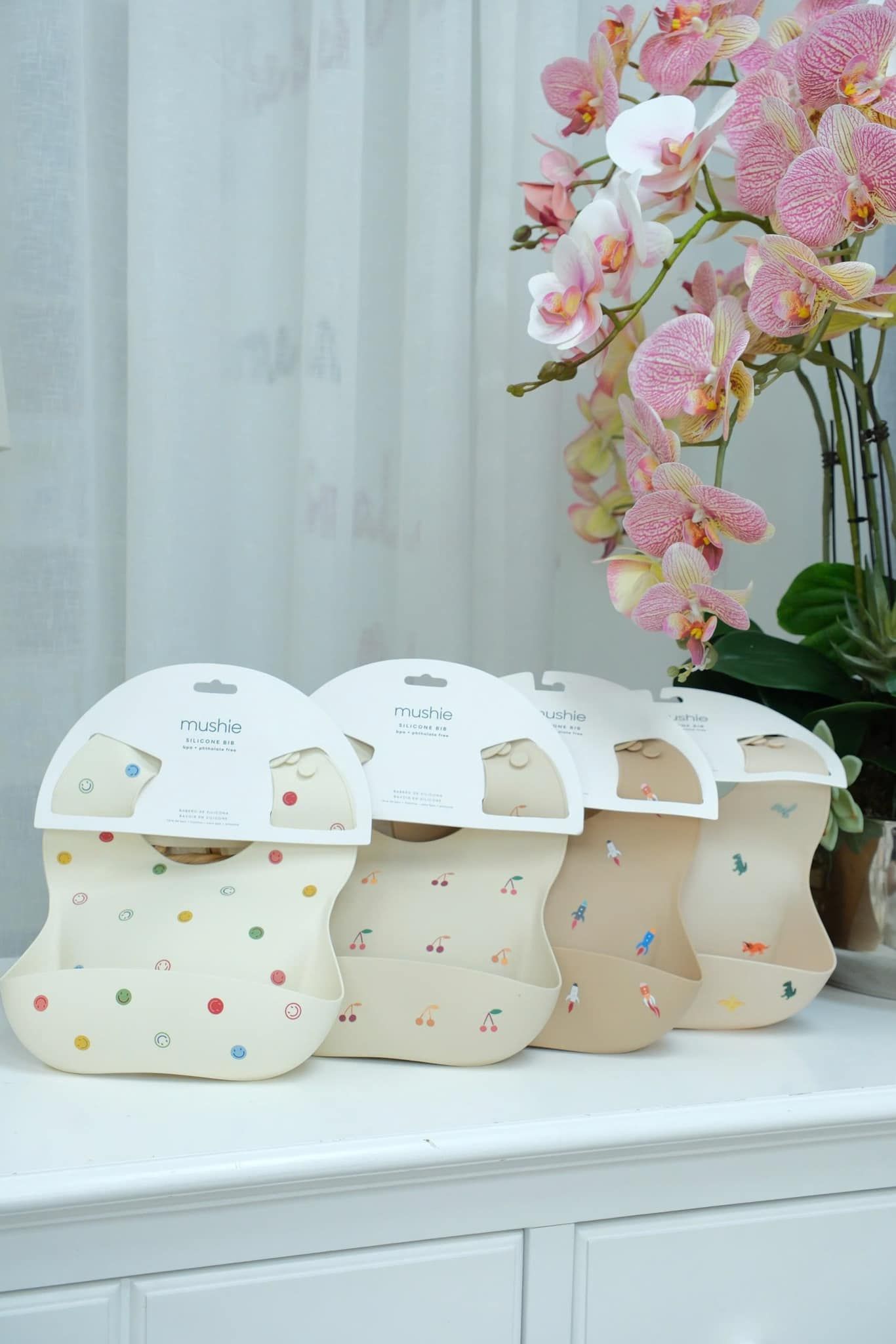  Yếm Ăn Dặm Silicone Mushie (A) 