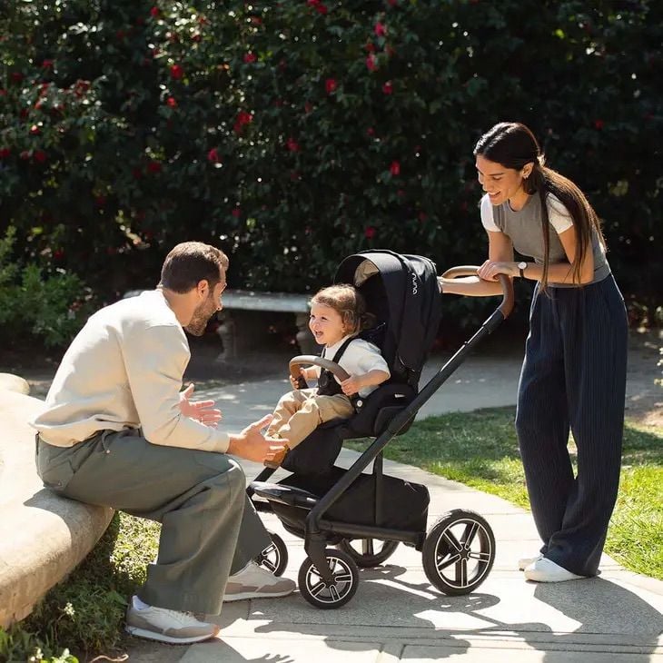  XE ĐẨY NUNA MIXX NEXT - MÀU CEDAR 