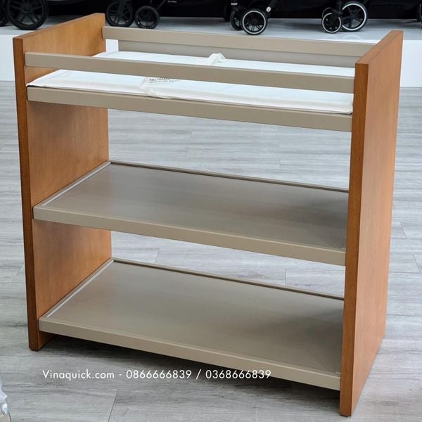  BÀN / KỆ THAY TÃ CHO BÉ 