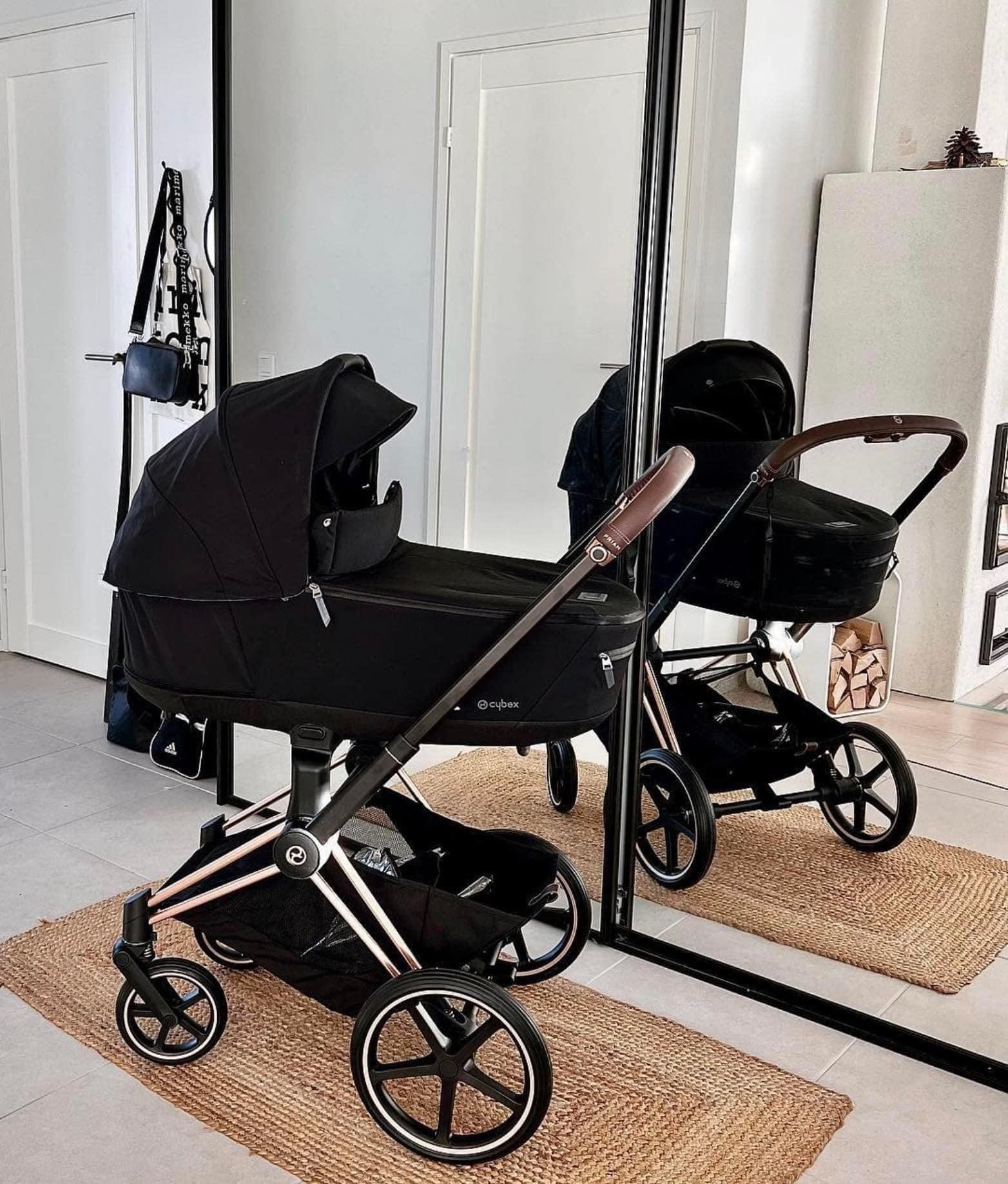  Nôi sơ sinh Cybex Priam Lux Carry Cot 