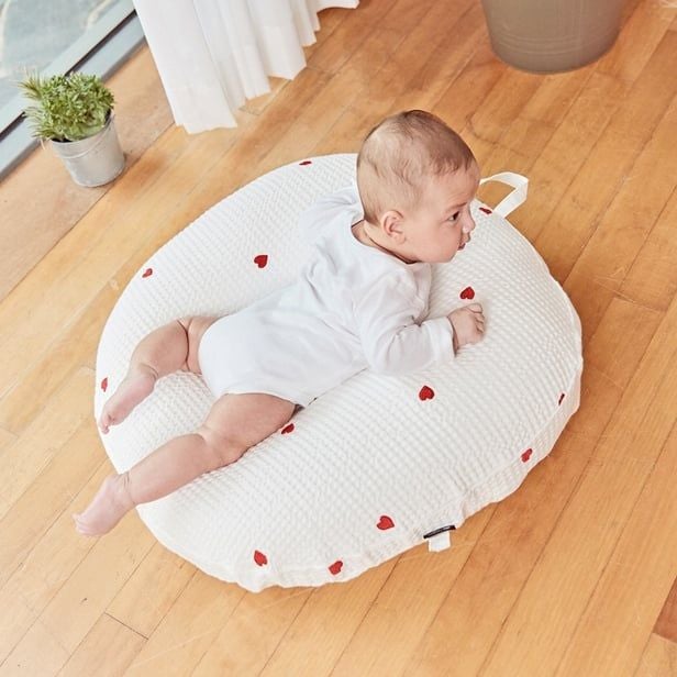  GỐI CHỐNG TRÀO NGƯỢC ROTOTO BEBE AIRMESH NGUYÊN KHỐI - GỖ SỒI TRÁI TIM 