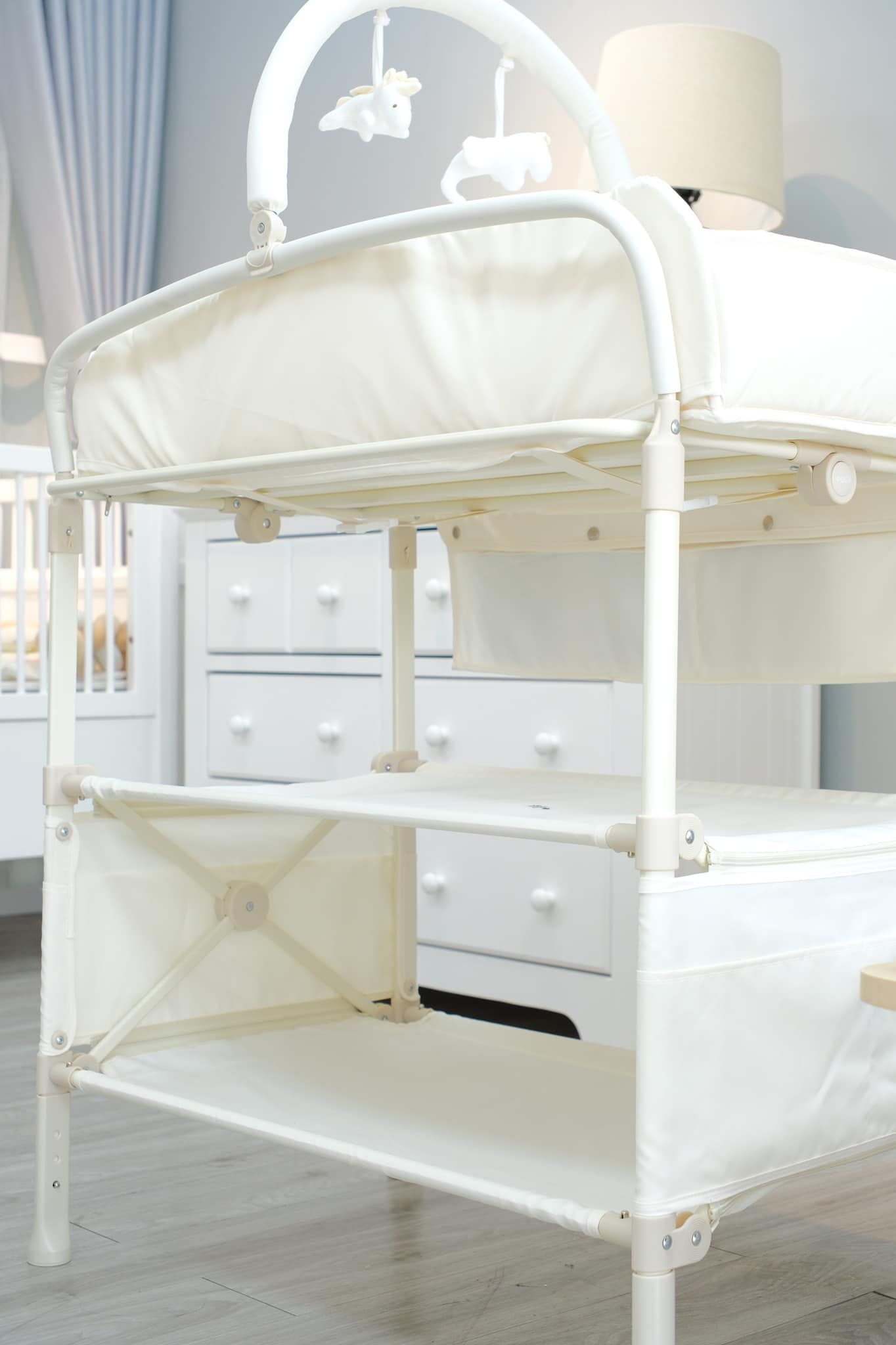  Bộ Bàn Thay Tã Duri Trolley Di Động 