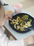  Bộ Ăn Dặm 4 Món Silicone Đế Hít Beaba - Màu Night Blue 