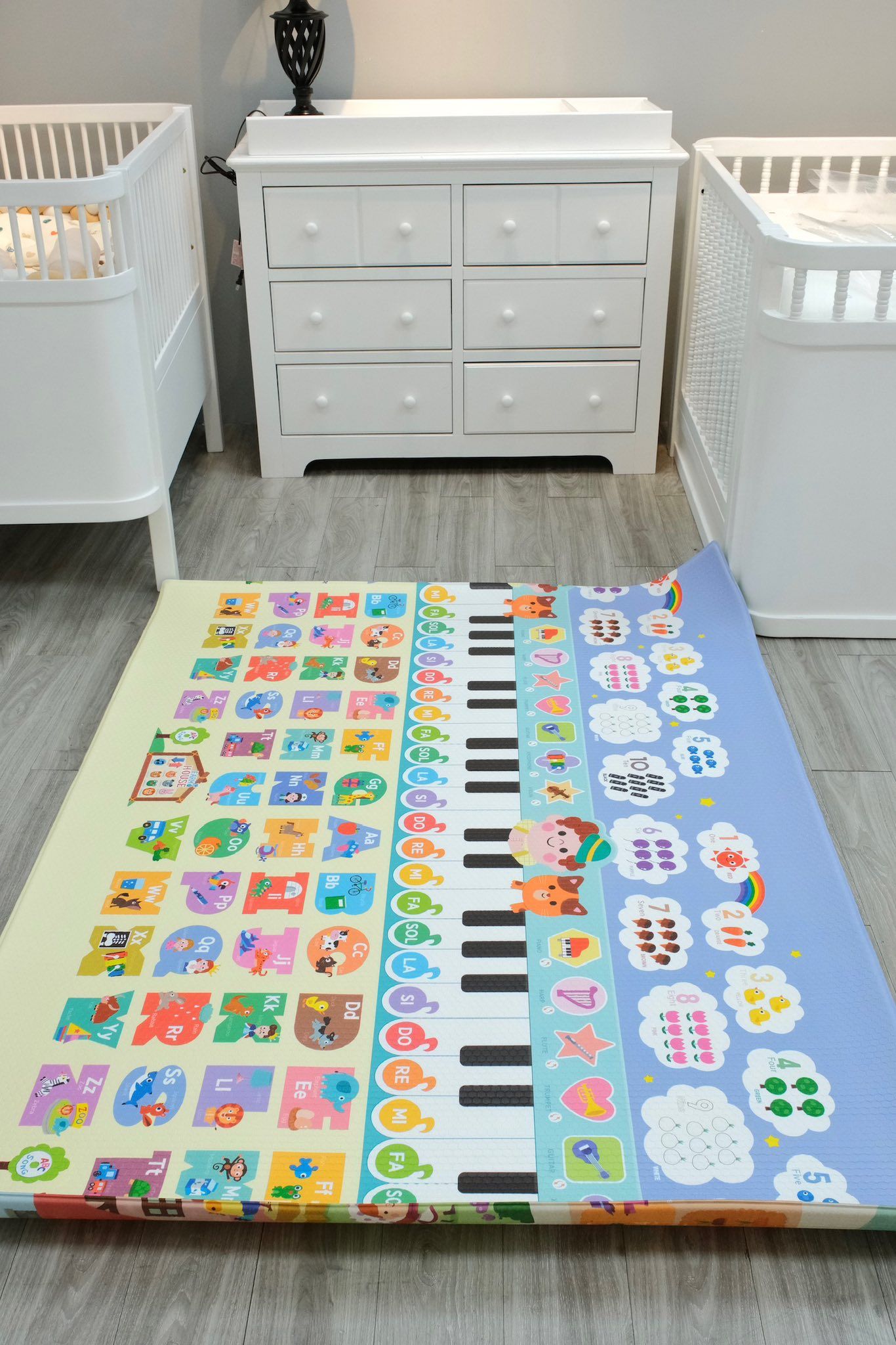  Thảm chơi cao cấp có âm thanh cho bé Dwinguler (kèm bút) - Farm House 