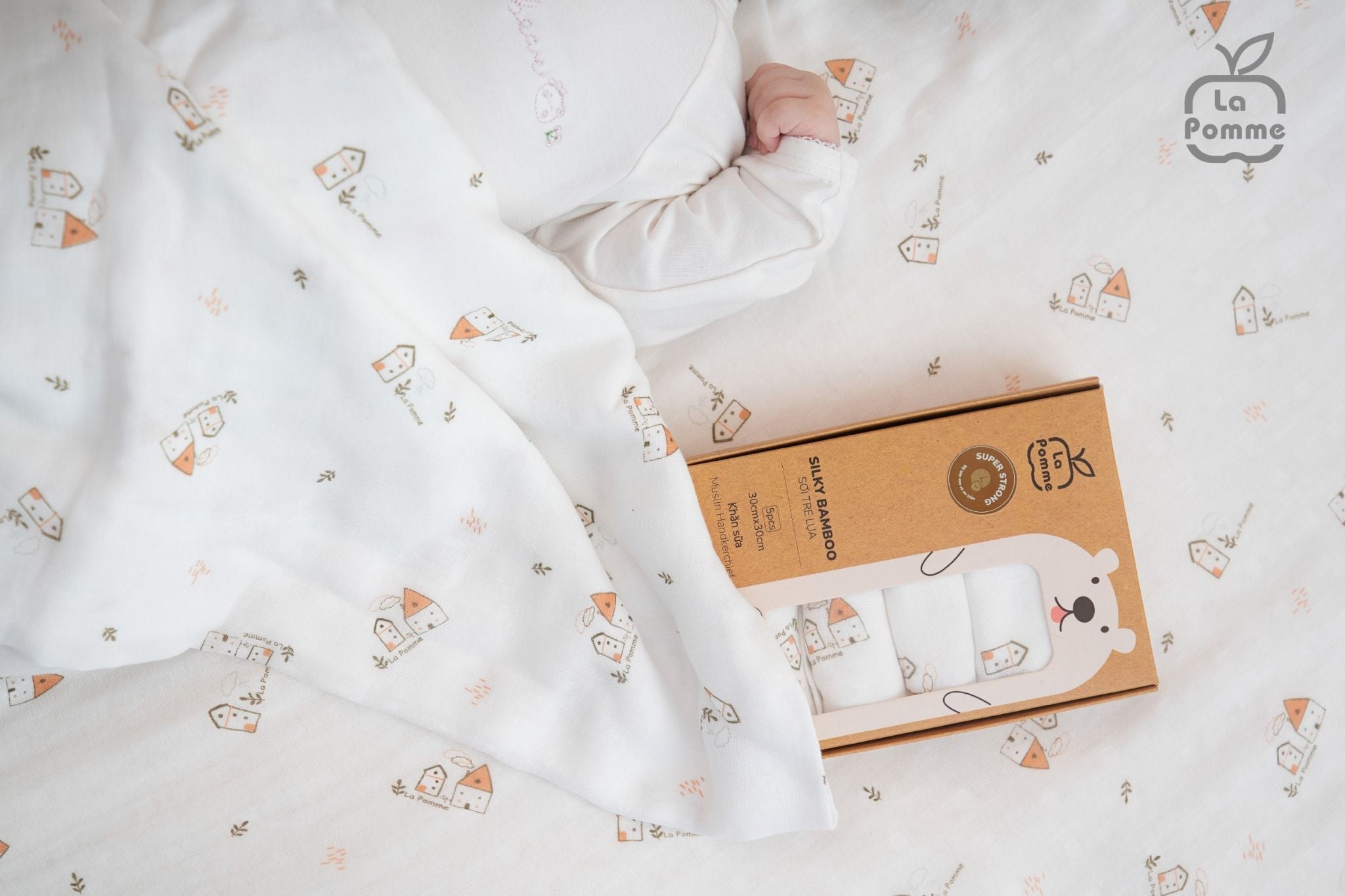  Set 5 Khăn sữa sợi tre lụa La Pomme (30x30cm) - Trắng (Ngôi làng) 