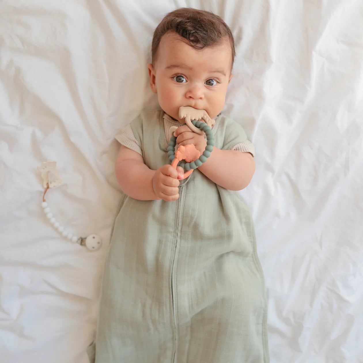  Bộ Vòng Đồ Chơi Gặm Nướu Mushie Teething Ring (A) 