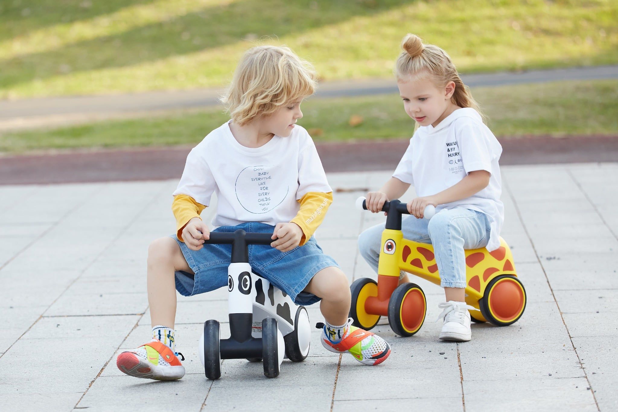  Xe Chòi Chân Kick ‘n’ Roll 3 bánh TB01 