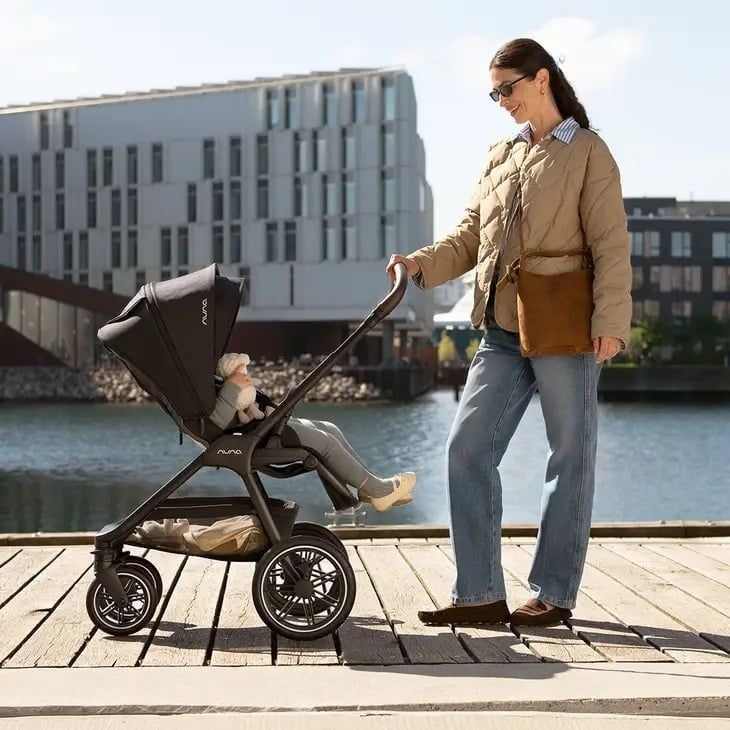  XE ĐẨY NUNA TRIV LX - MÀU BISCOTTI 