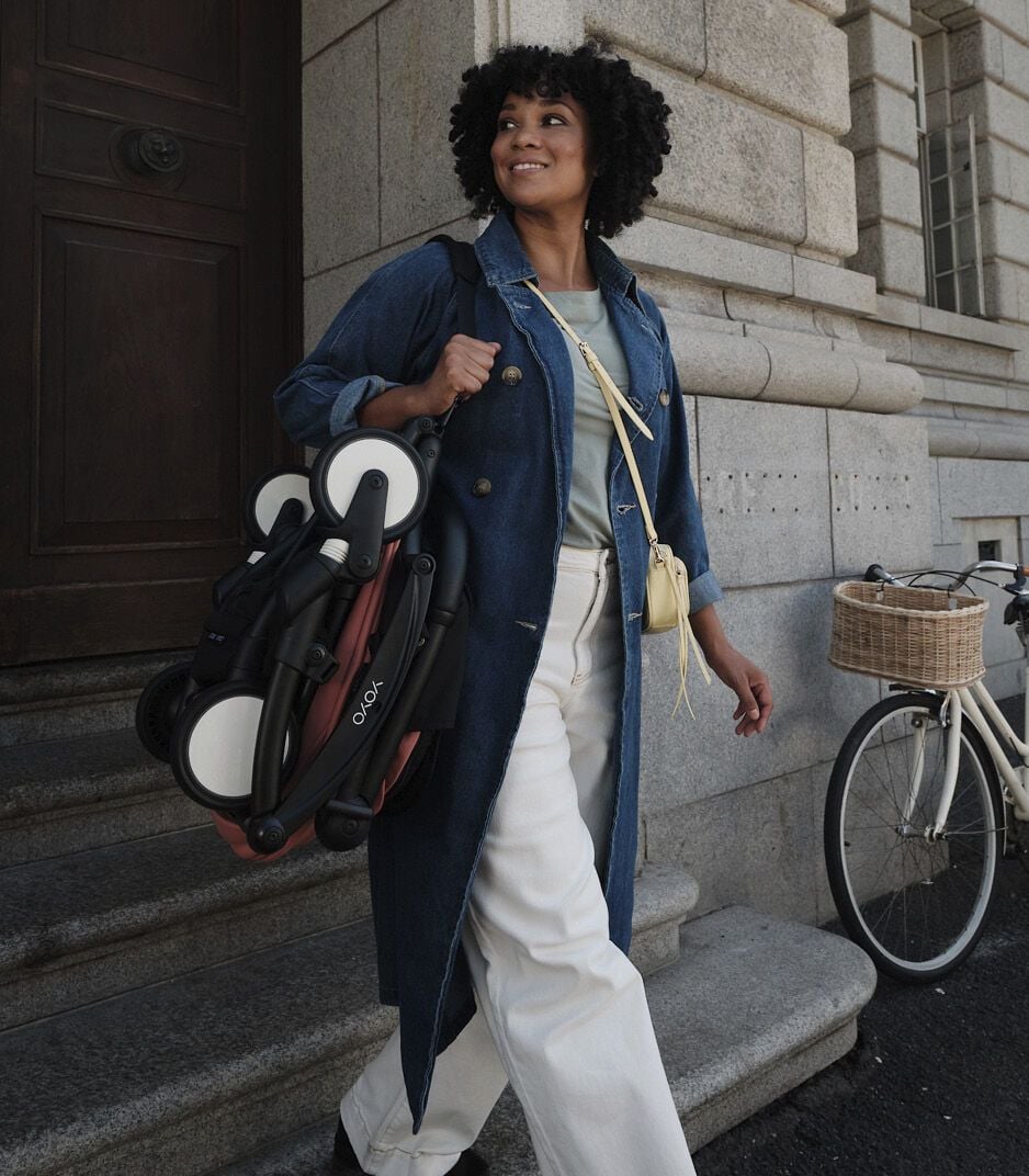  XE ĐẨY BABYZEN YOYO3 6+ - KHUNG ĐEN/ĐỆM ĐEN 