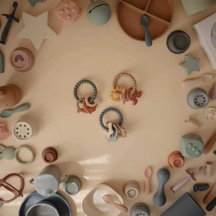  Bộ Vòng Đồ Chơi Gặm Nướu Mushie Teething Ring 