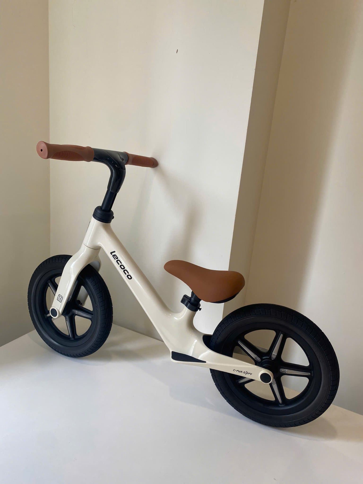  Xe chòi thăng bằng Lecoco C-RUN X1 PRO 