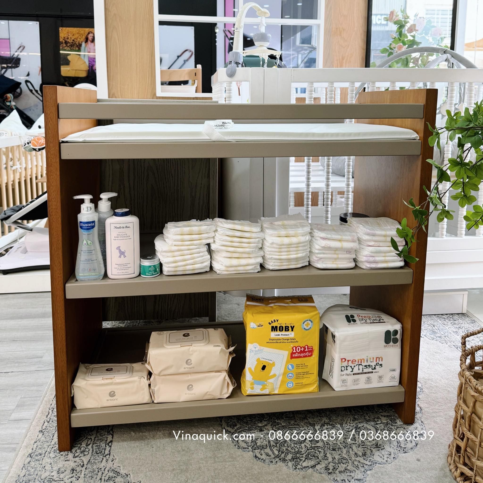  BÀN / KỆ THAY TÃ CHO BÉ 