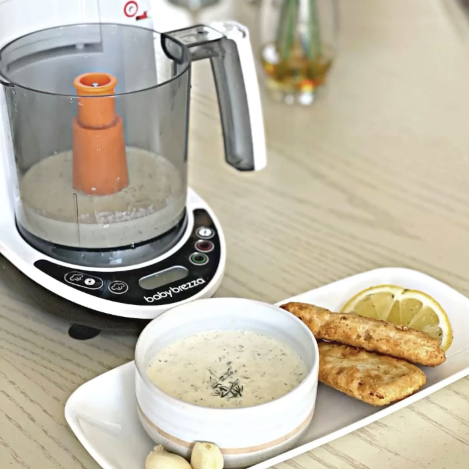  Máy xay hấp thức ăn Baby Brezza Deluxe 