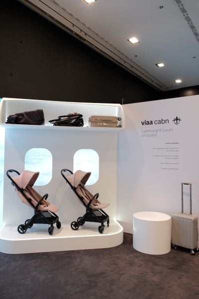  XE ĐẨY GẤP GỌN NUNA VIAA CABN - MÀU CHATEAU 