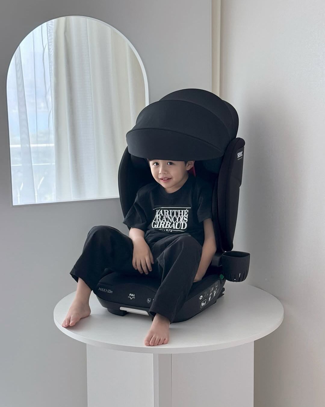  (A) GHẾ NGỒI Ô TÔ BOOSTER SEEC MAX I-ZIN 2 JUNIOR - MÀU ĐEN 