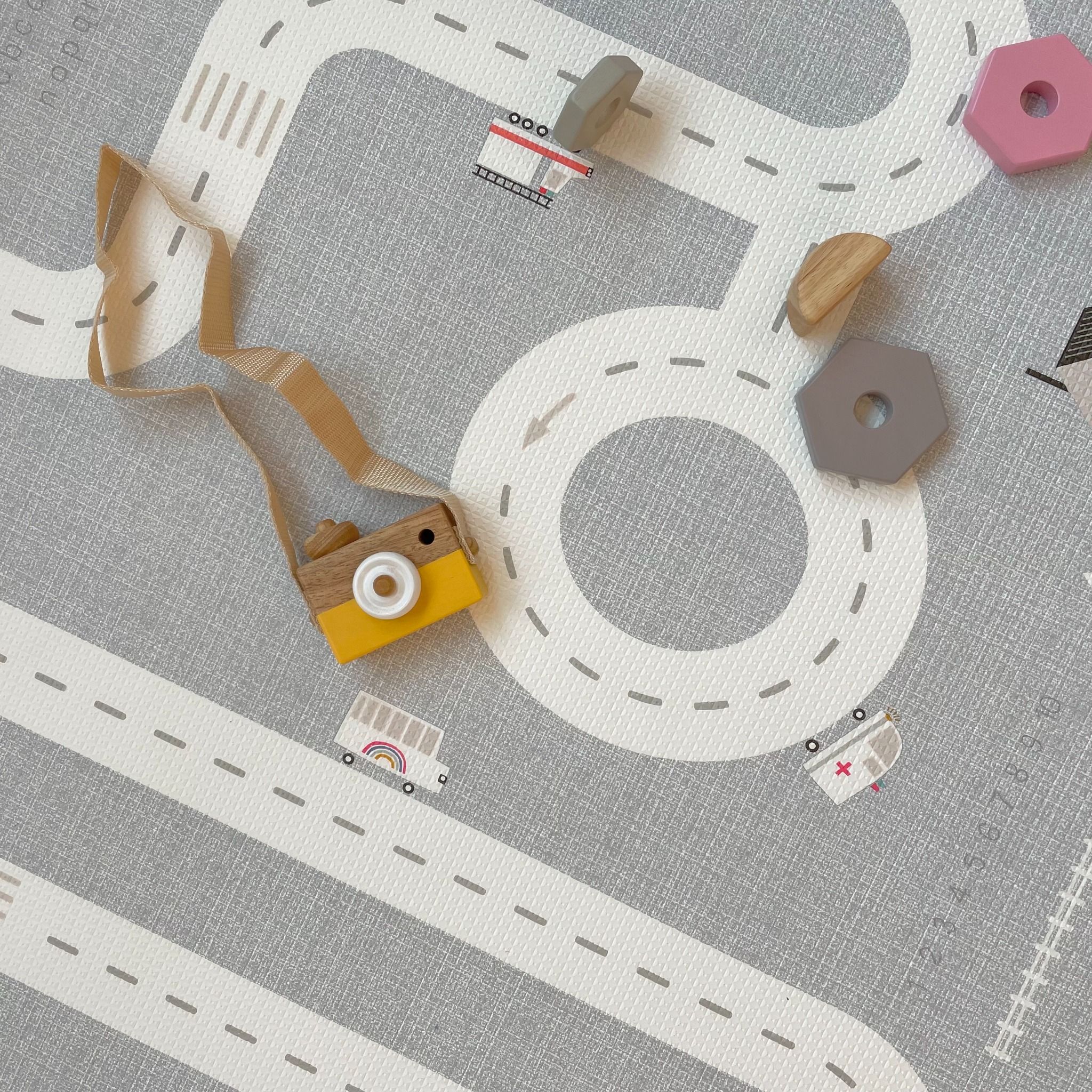  Thảm chơi PVC cao cấp cho bé Dwinguler - Speckle Blue and Scandi Road 