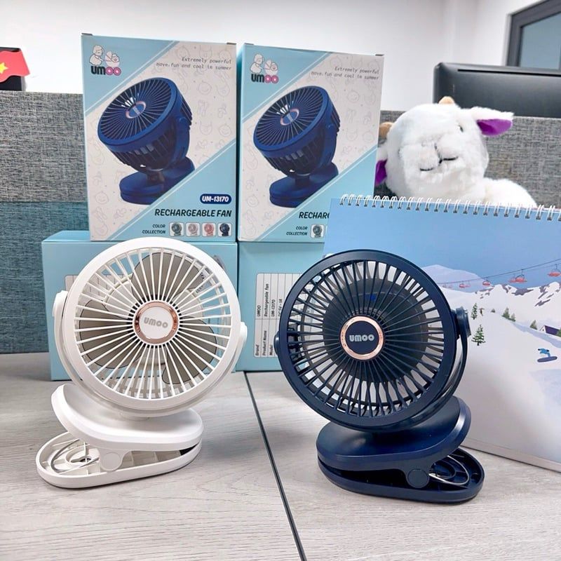 Quạt Tích Điện Kẹp Xe Đẩy Umoo UM13170 