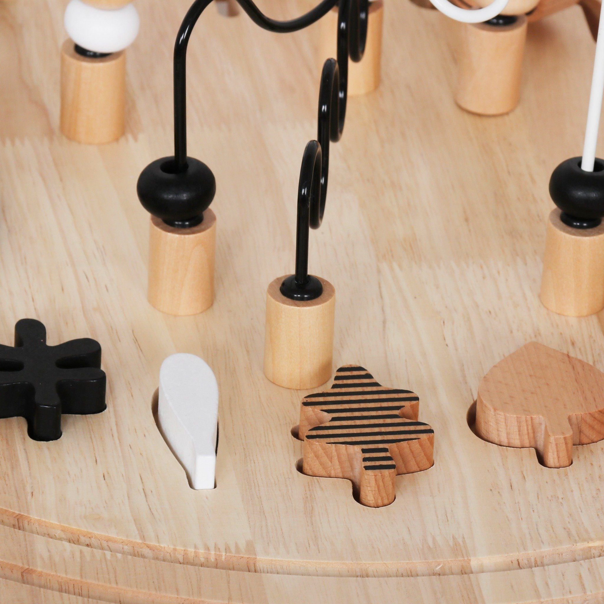  (A) Bàn Chơi Tròn Bận Rộn LouLou by Vinaquick 