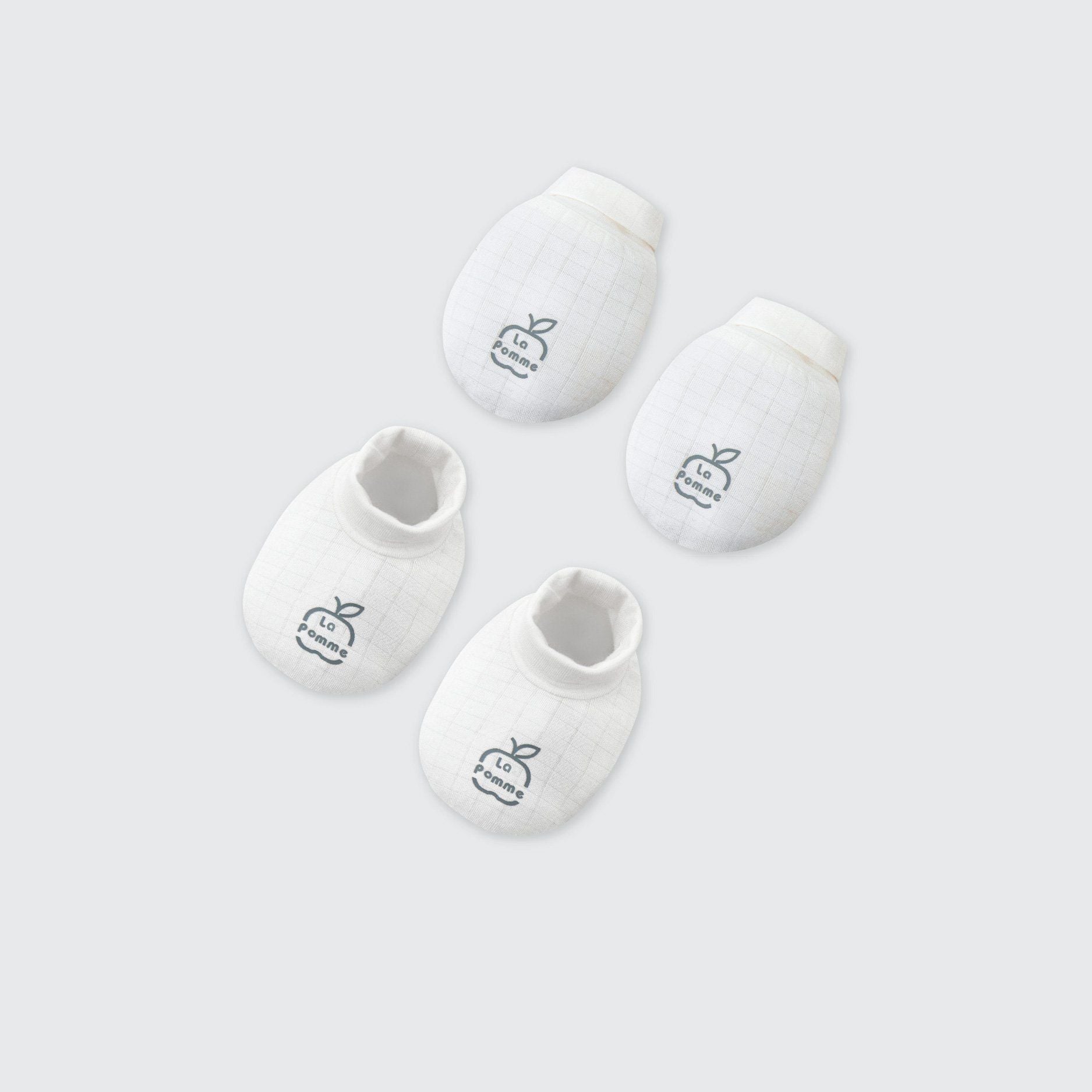  Set bao tay bao chân La Pomme truy tìm hạt dẻ 