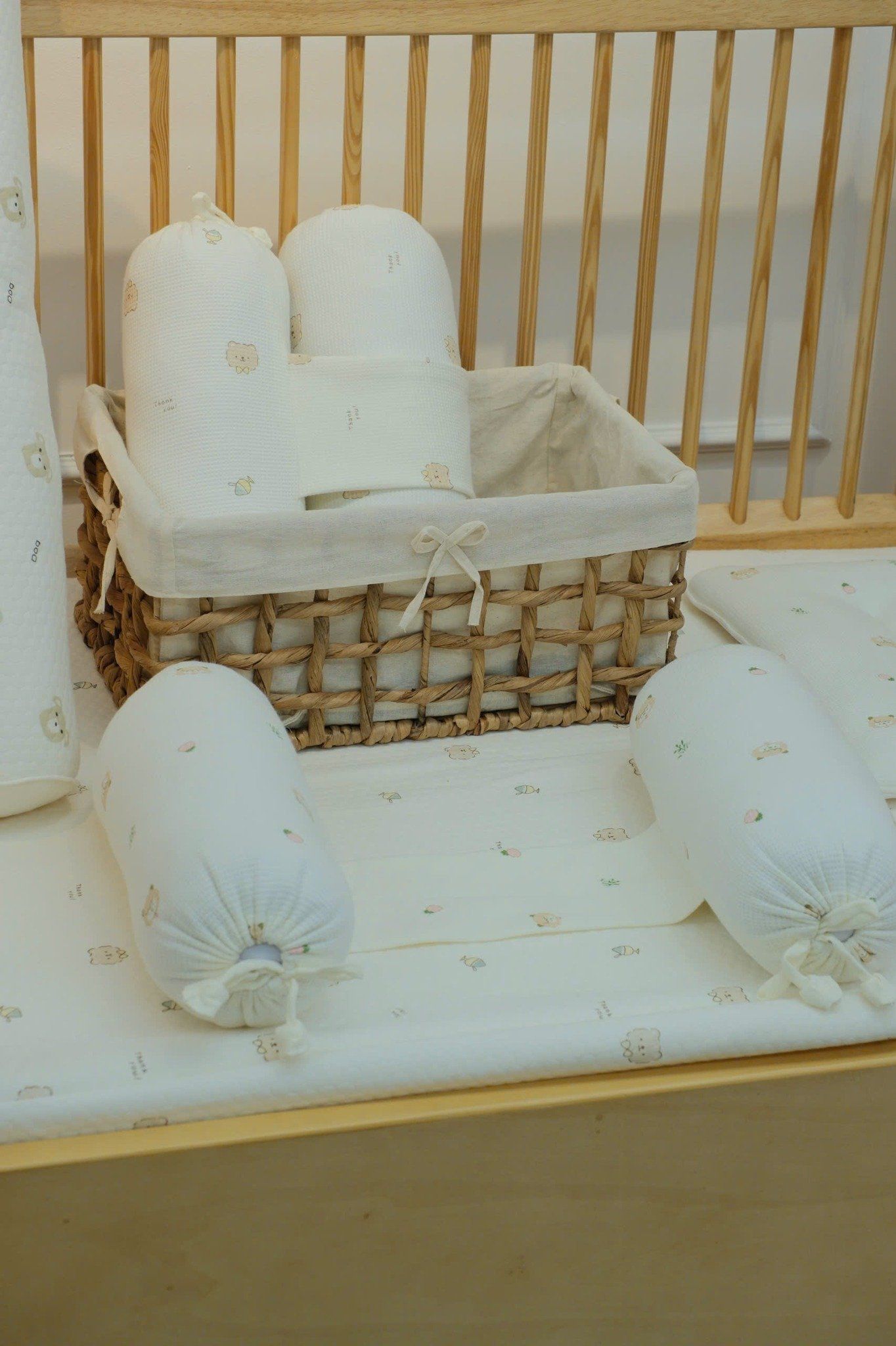  Gối Chặn Vải Tổ Ong HV Bedding 