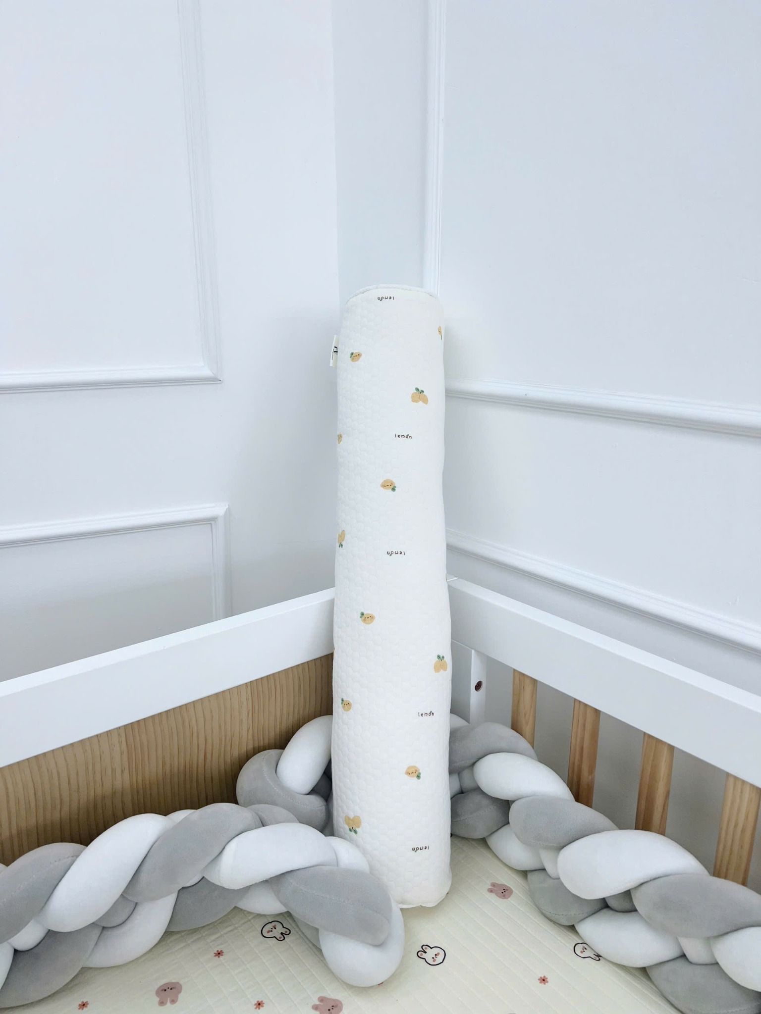  (A) Gối Ôm Vải Xô Chần HV Bedding 