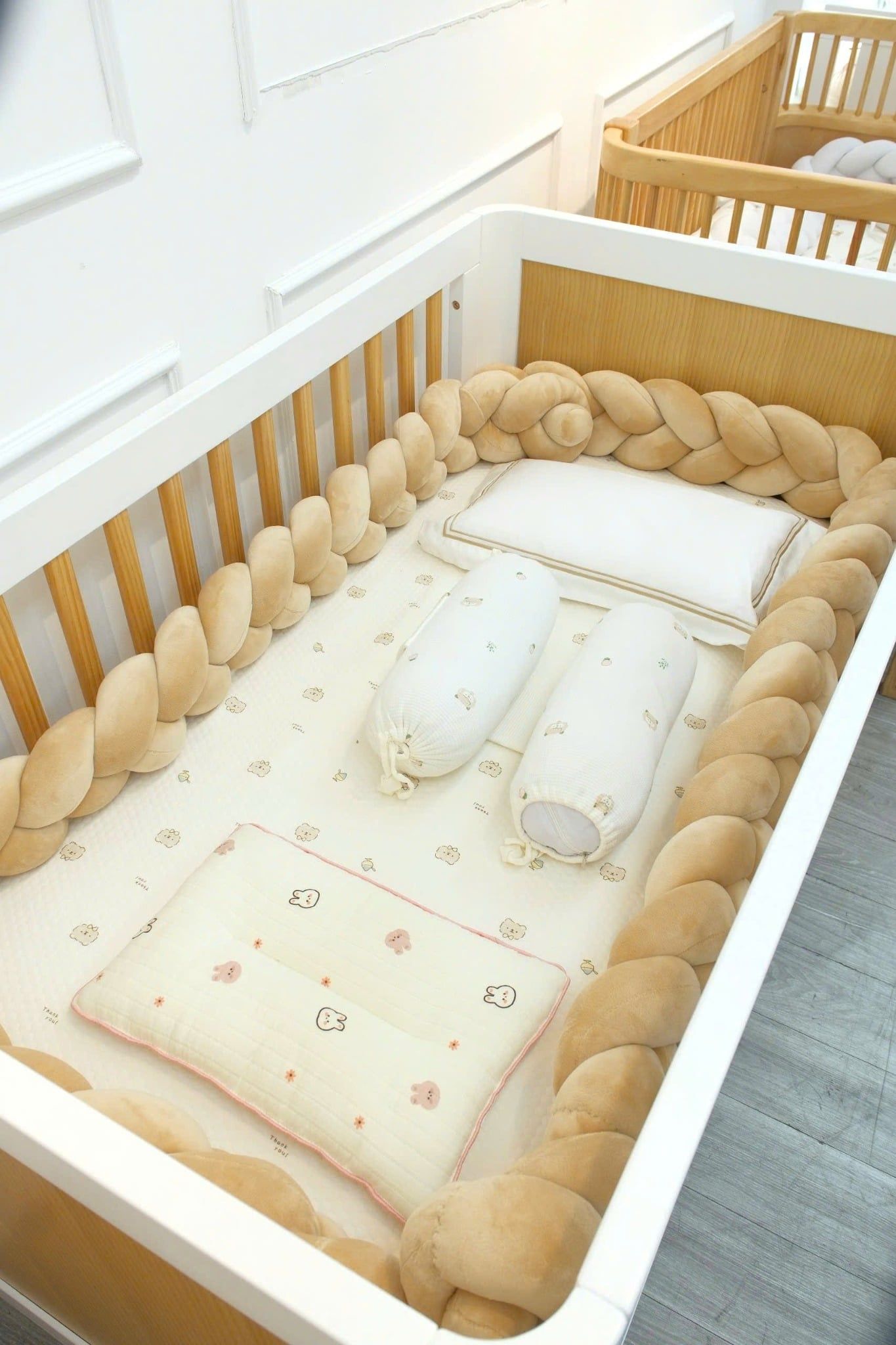  Set Quây Sam Xoắn Nhung 3 Sợi Cũi Giường Cho Bé HV Bedding (A) 