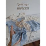  Set bé gái Cottis 3 chi tiết áo cổ bèo quần short kèm nơ điệu đà xinh xắn cho mùa hè Gentle Days 