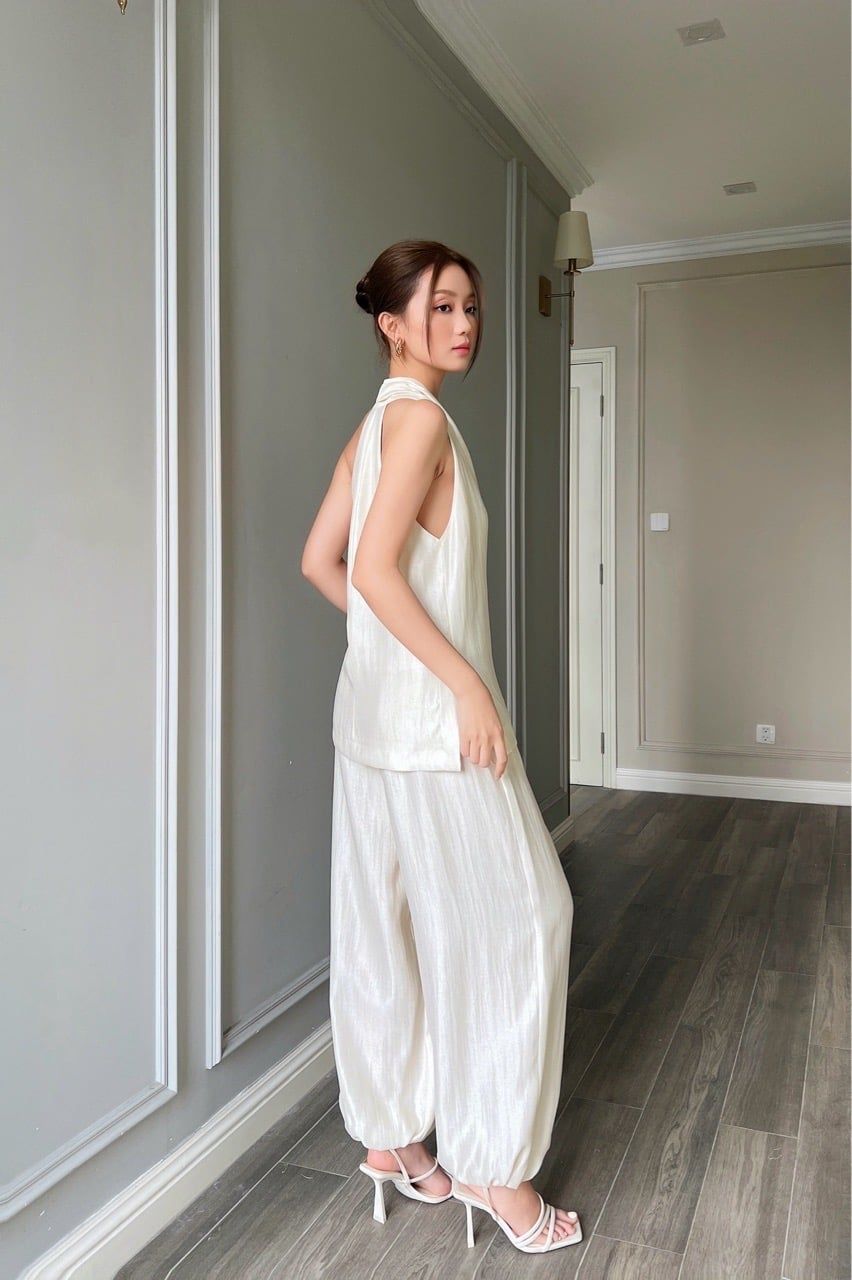  (MỚI) Áo yếm chít li vai Kem 