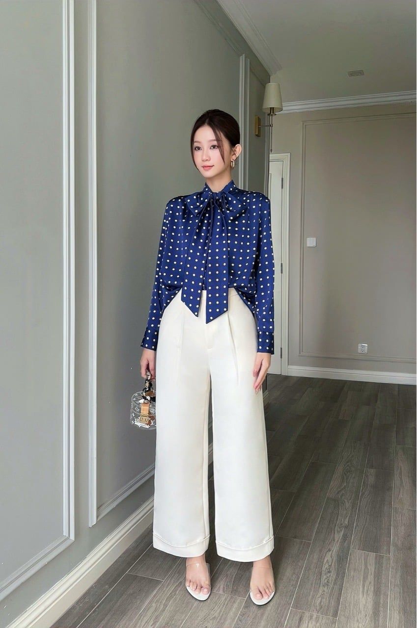 (MỚI) Áo sơmi cổ thắt nơ chấm bi xanh 