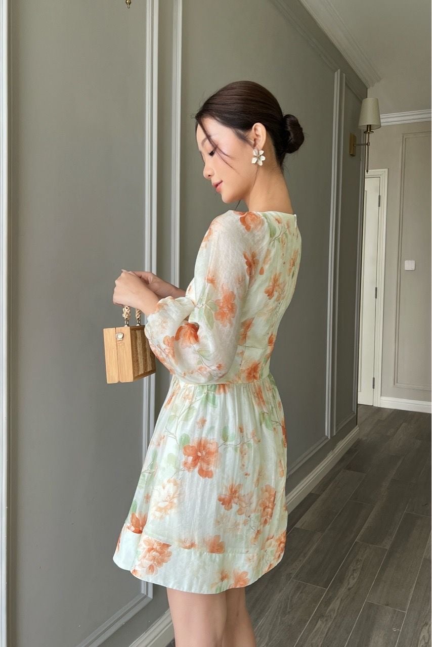  (MỚI) Đầm tay dài corset tơ boi hoa cam 
