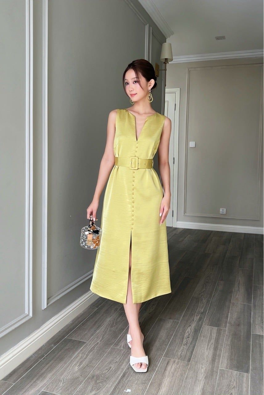  Đầm midi thắt dây xẻ giữa Vàng chanh 