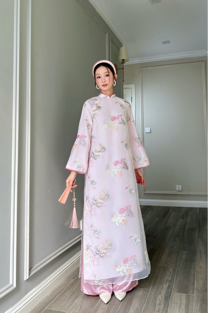  Áo dài Hồng Vân Mộc (không kèm quần) 