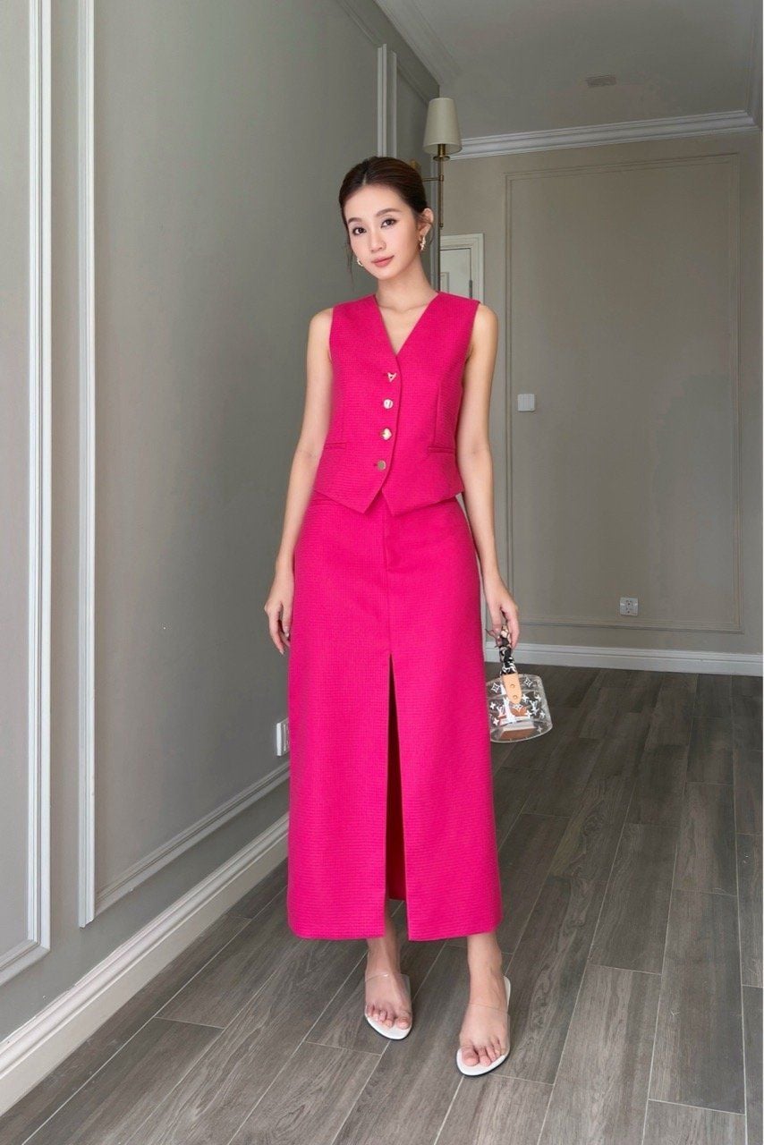  Váy bút chì suông xẻ giữa hồng cánh sen 