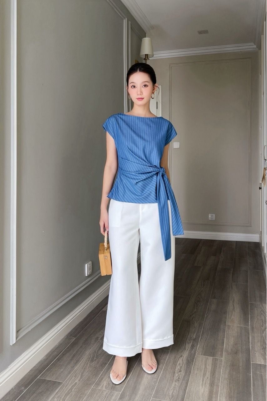  Áo tay liền thắt dây xoắn 1 bên sọc xanh 
