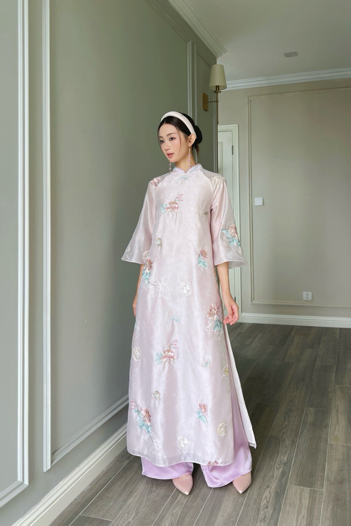  Áo Dài Huyền Sương 