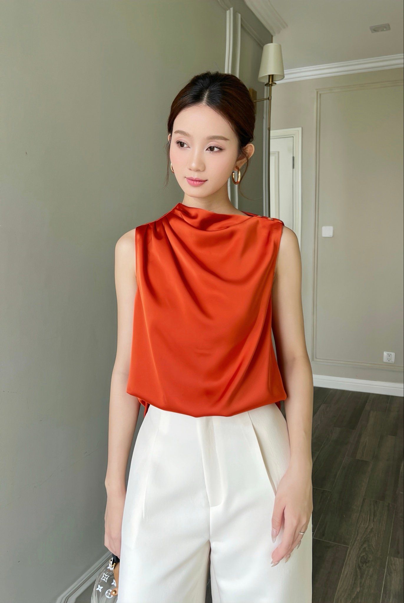  Áo sát nách cổ lệch xếp ly Cam đất 