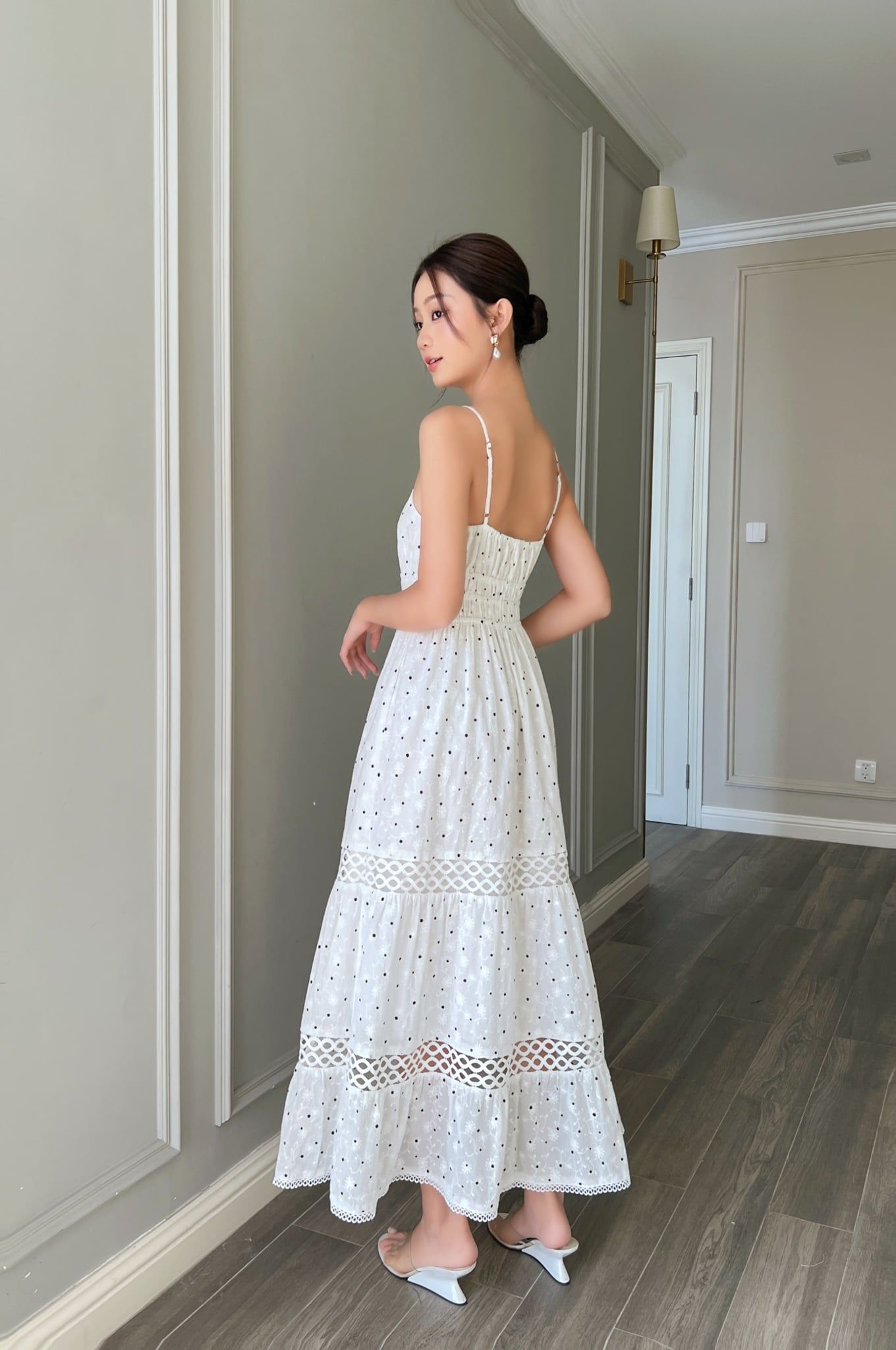  (MỚI) Đầm 2 dây maxi thêu chấm bi phối đăng 
