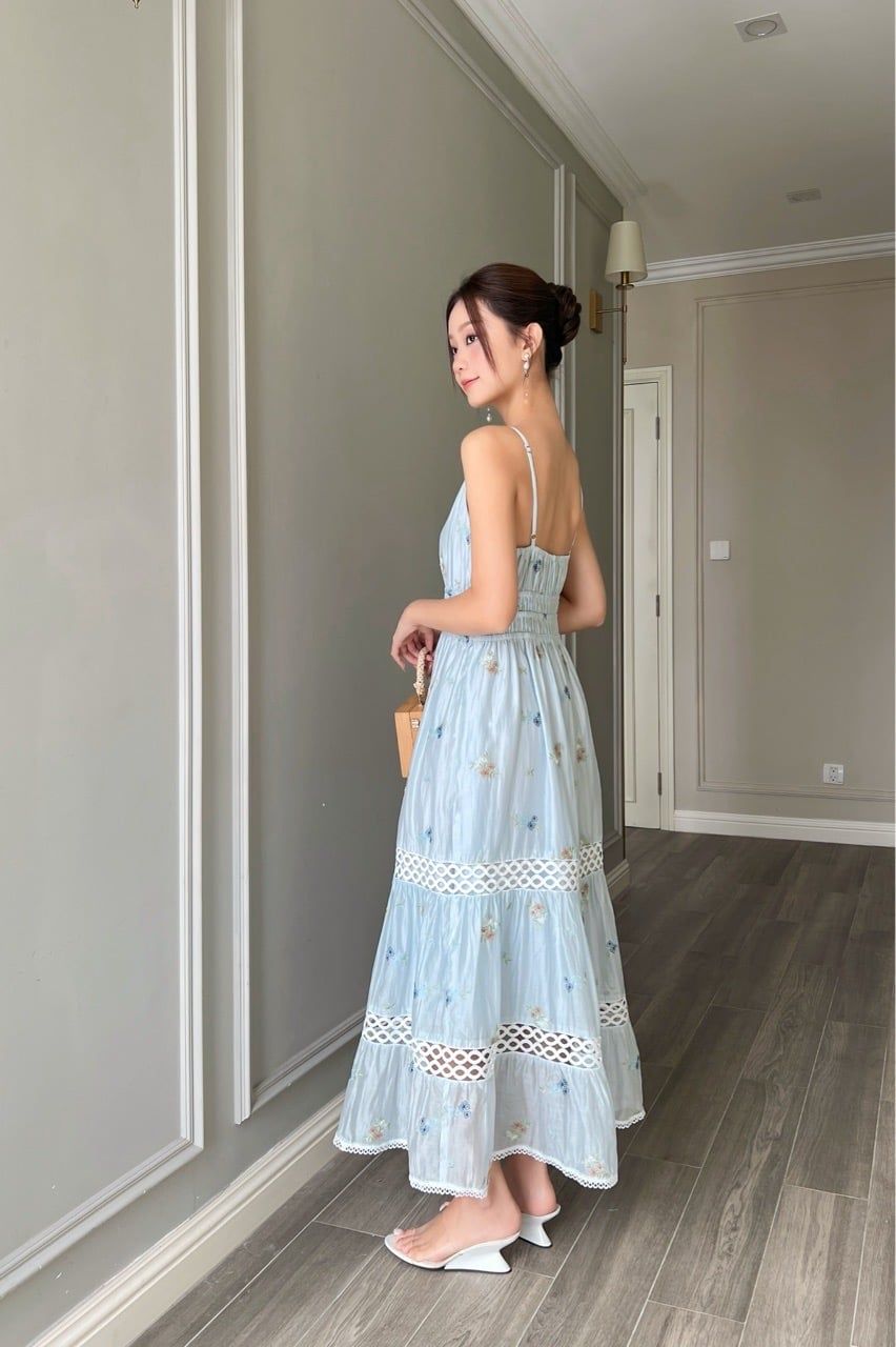  (MỚI) Đầm 2 dây maxi tơ thêu hoa xanh phối đăng 
