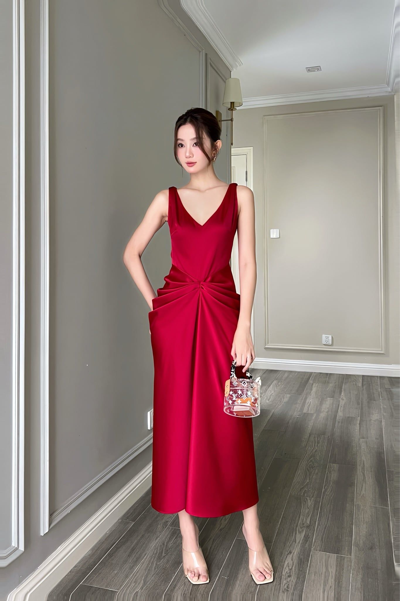  (NEW) Đầm 2 dây xếp ly 2 bên hông Đỏ đô 