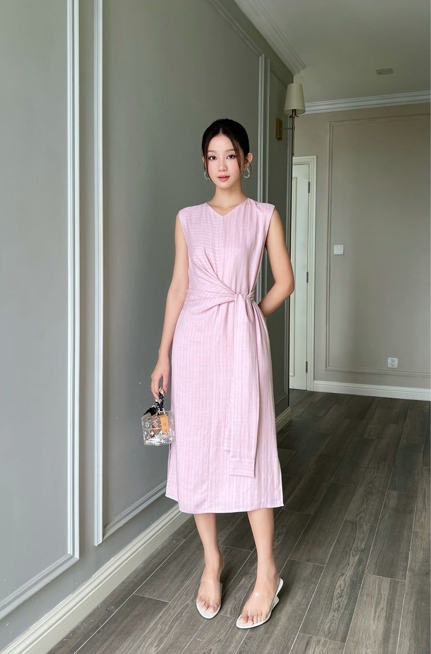  (MỚI) Đầm midi thắt dây phối sọc Hồng 