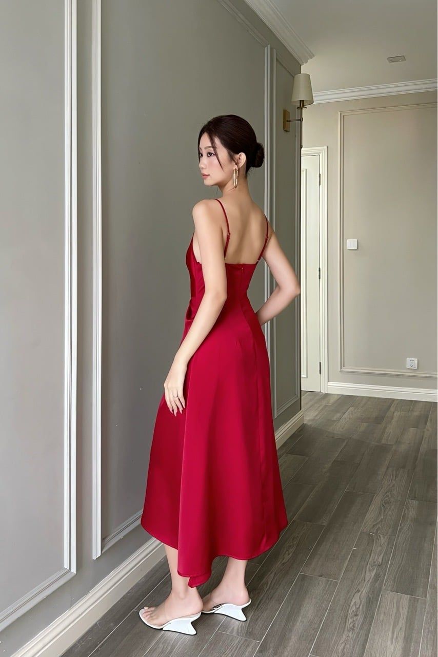  (MỚI) Đầm 2 dây lụa xoắn eo Đỏ đô tươi 