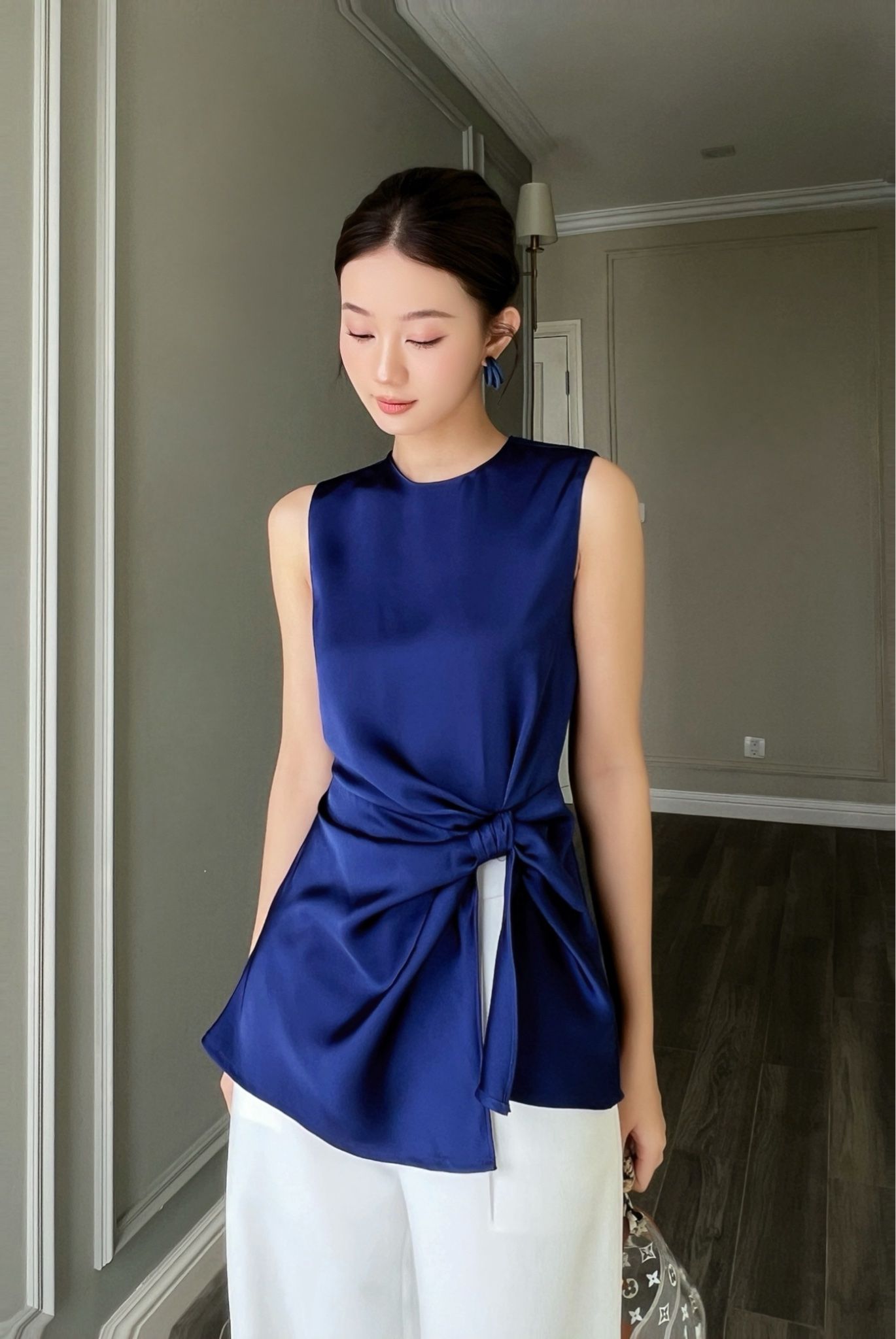  Áo sát nách thắt nút Navy 