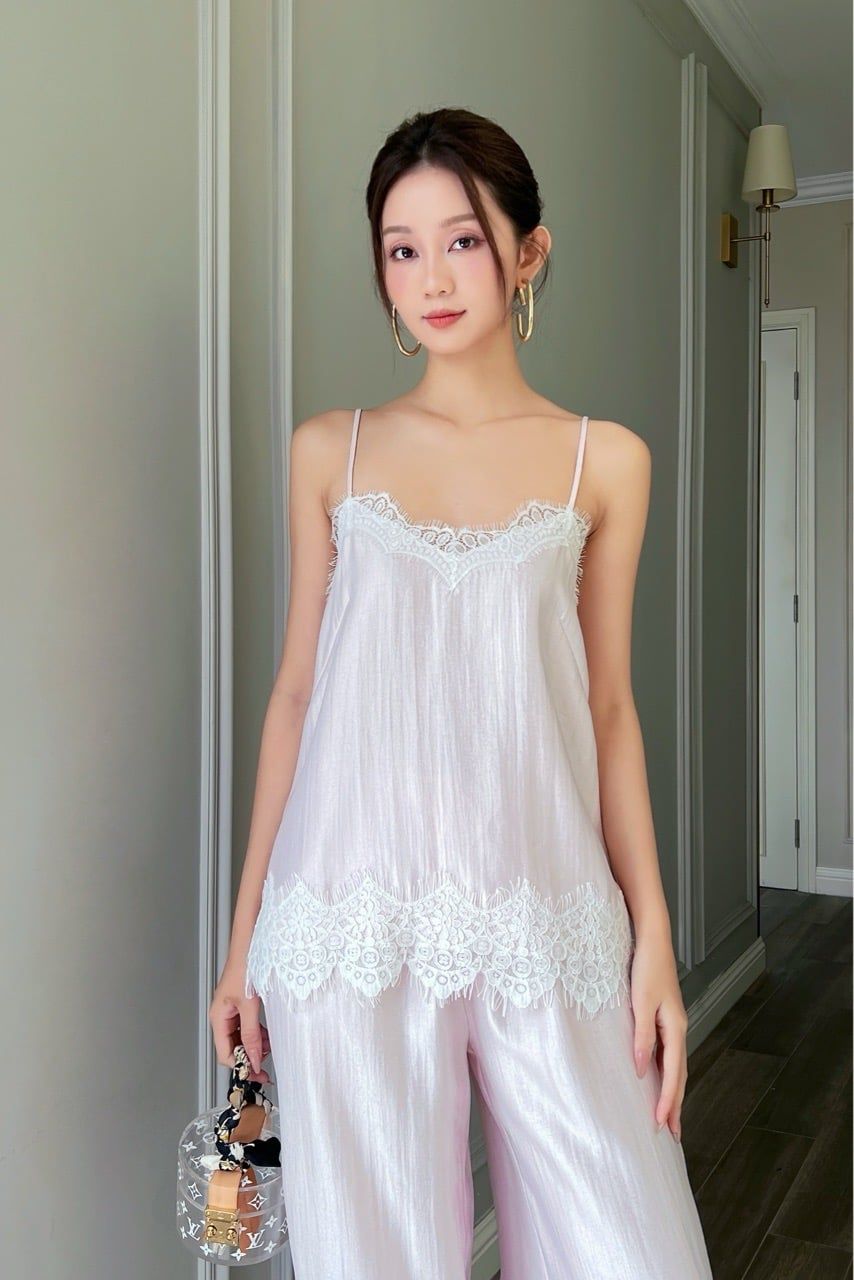  (MỚI) Áo 2 dây lụa tơ phối ren hồng nhạt (dây có tăng đơ) 
