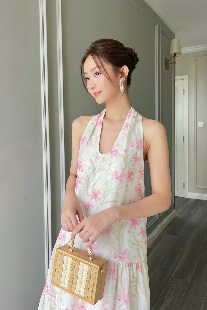  (MỚI) Đầm yếm cổ U maxi phối nhíu tơ Hoa hồng nhạt 