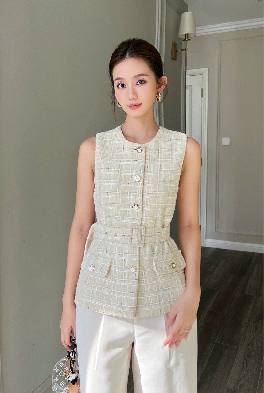  Áo sát nách thắt dây phối nút tweed karo be 