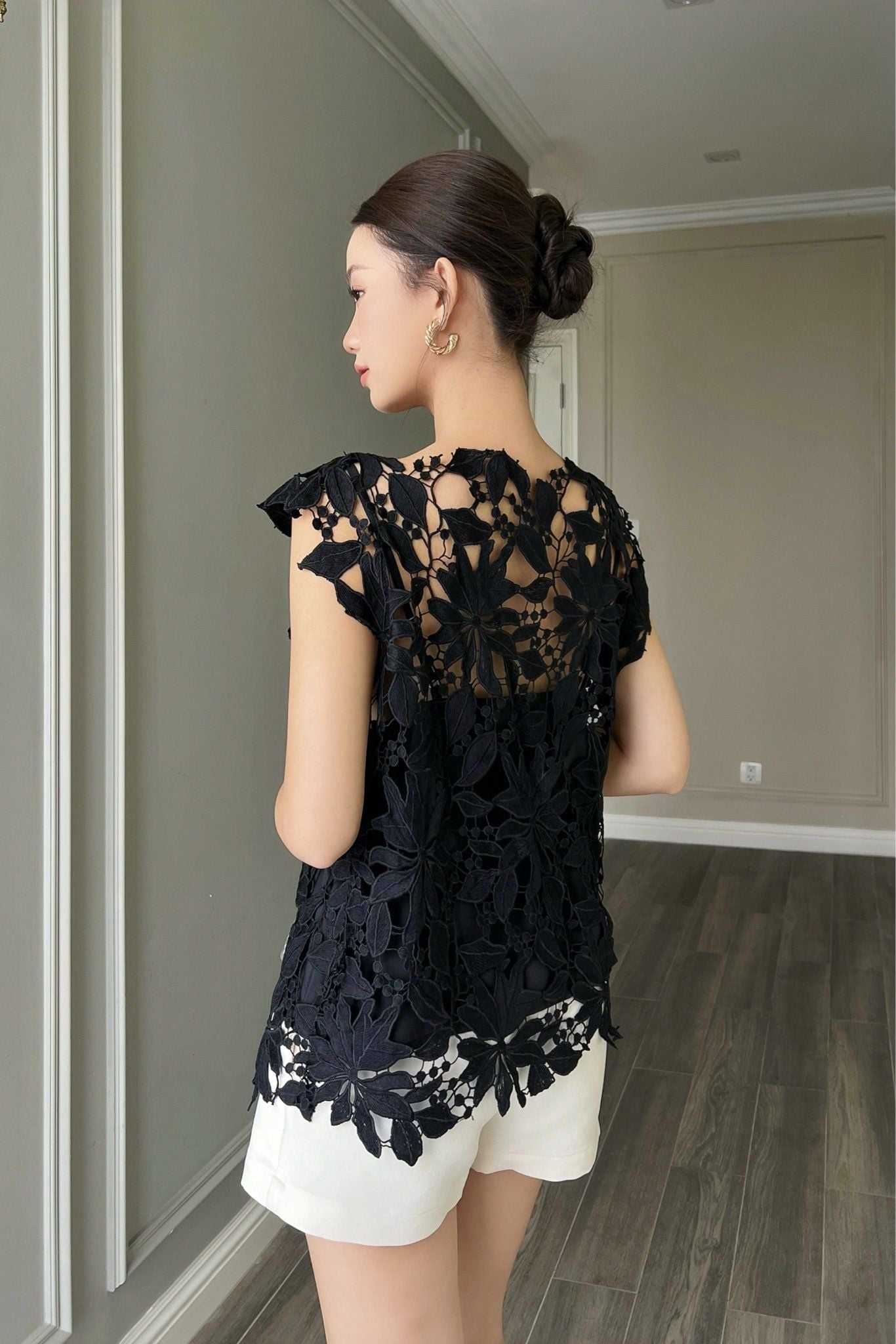  Áo tay liền ren Đen 