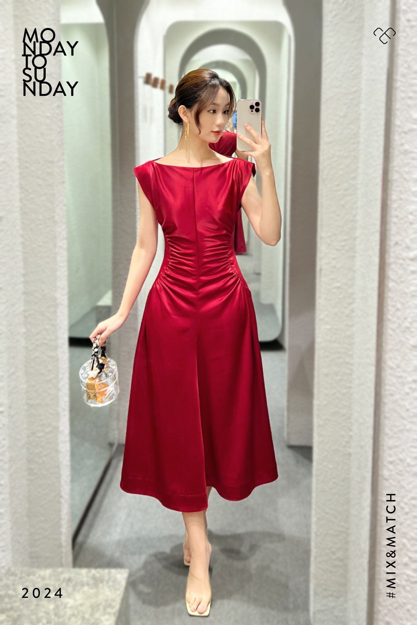  Đầm tay liền nhíu eo cách điệu Đỏ đô 