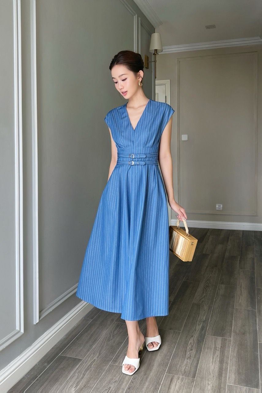  Đầm tay liền chít li eo thắt dây sọc xanh 