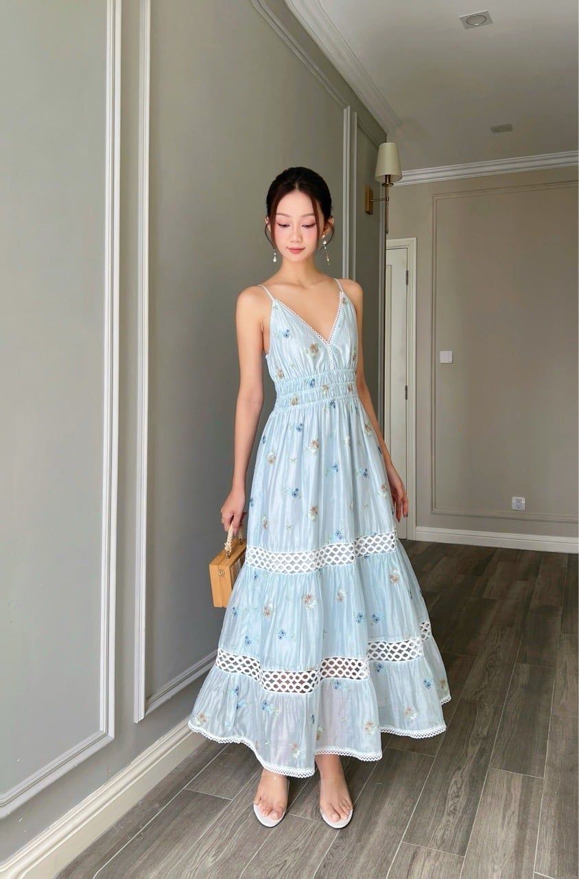  (MỚI) Đầm 2 dây maxi tơ thêu hoa xanh phối đăng 